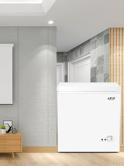 Chest Freezer Adjustable Thermostat Compact with Removable Storage Basket for House Kitchen Garage Basement (5.0 Cu.Ft, White)