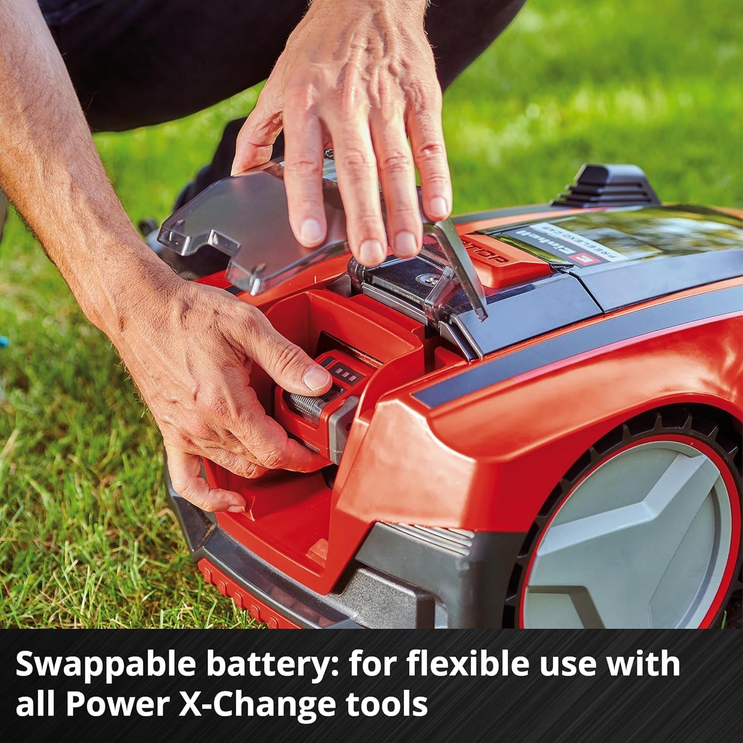 Robot Lawnmower 18V PXC, Integrated Camera Detects Mowing Area