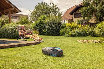 Robotic Lawnmower Smart SILENO City 400 M² Set: Innovative LONA AI Technology, Control via App, Sensorcontrol, for Slopes up to 35 per Cent, Incl. Smart Gateway, UK Plug (19605-68)