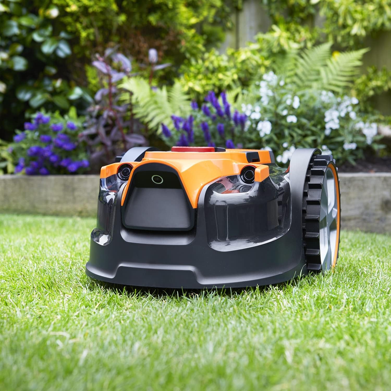 Ocumow 16 Vision Robot Lawnmower with Battery & Charger, 150M2